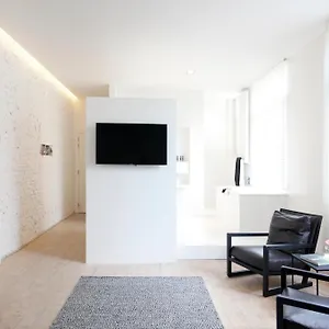 Maison Nationale Flats & Antwerp