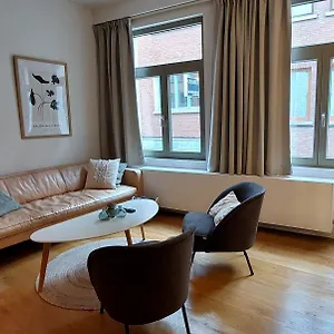 Cosy & Modern Historical In Old Town - Leon 4p Vakantiehuis