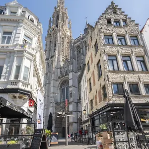 Tempel Cathedral In The Heart Of Antwerpen