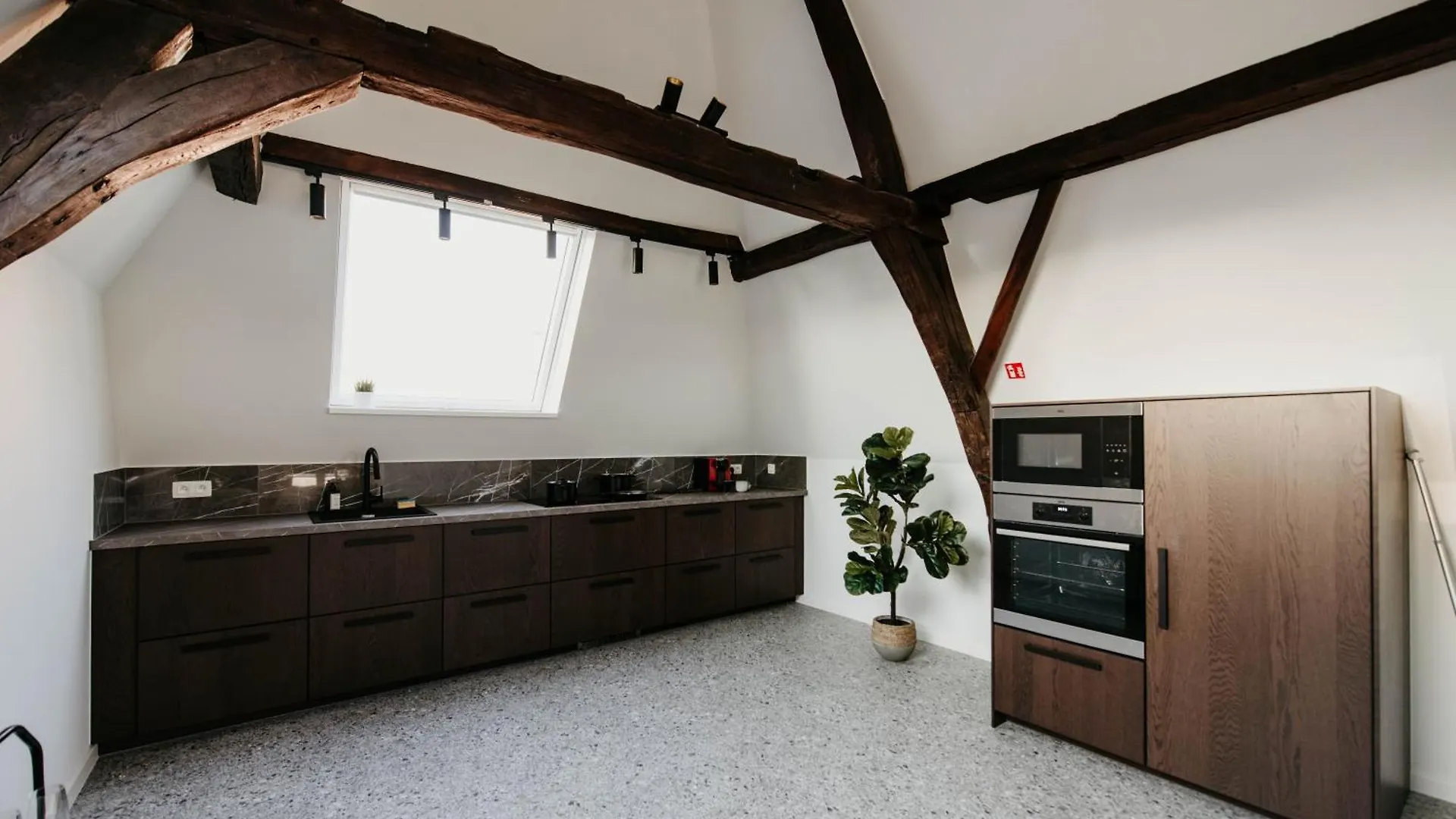 Gorgeous Duplex Apartment In Old City Centre Antwerpen